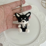 チワワのあみぐるみキーホルダー＊おすわりわんこ＊