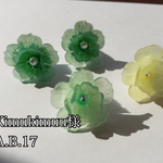 1周年記念感謝SALEミニ薔薇ピアス•イヤリング kimukimuu様
