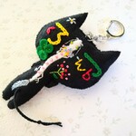 イシシ龍のキーホルダー＊黒猫と白龍様『夢の実現』