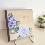 暮らしになじむ紫陽花の手描きボード｜木製・ナチュラル・卓上・和モダン