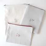 本好きさんのためのコトバ刺繍ブックポーチ｜くま刺繍  ￤ブックカバー 