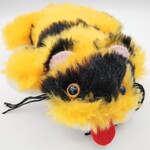 トラのラグマットのぬいぐるみ(黄丸目)