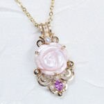 14Kgf 薔薇カット・ピンクシェルのペンダント＊（ワイヤーアクセサリー ワイヤージュエリー 紫月 天然石  ）