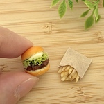 テリヤキバーガーとポテトのセット(ミニチュアフード)