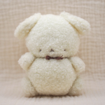 おすわりぬいぐるみ