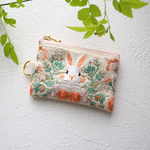 インド刺繍ミニポーチ｜うさぎと草花のメルヘンキーポーチ