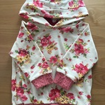 ロゼッタ柄　花柄薄手パーカー　80ｃｍ