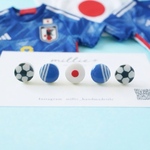 ニッポン応援ピアス＊　応援　サッカー　ボール　頑張れ　日本　お土産　プレゼント　ギフト　美濃焼タイル　タイル　まとめ売り　アシンメトリー　ミニチュア　イヤリング　ピアス 