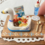 ミニチュア　スワンボートのお子様ランチ