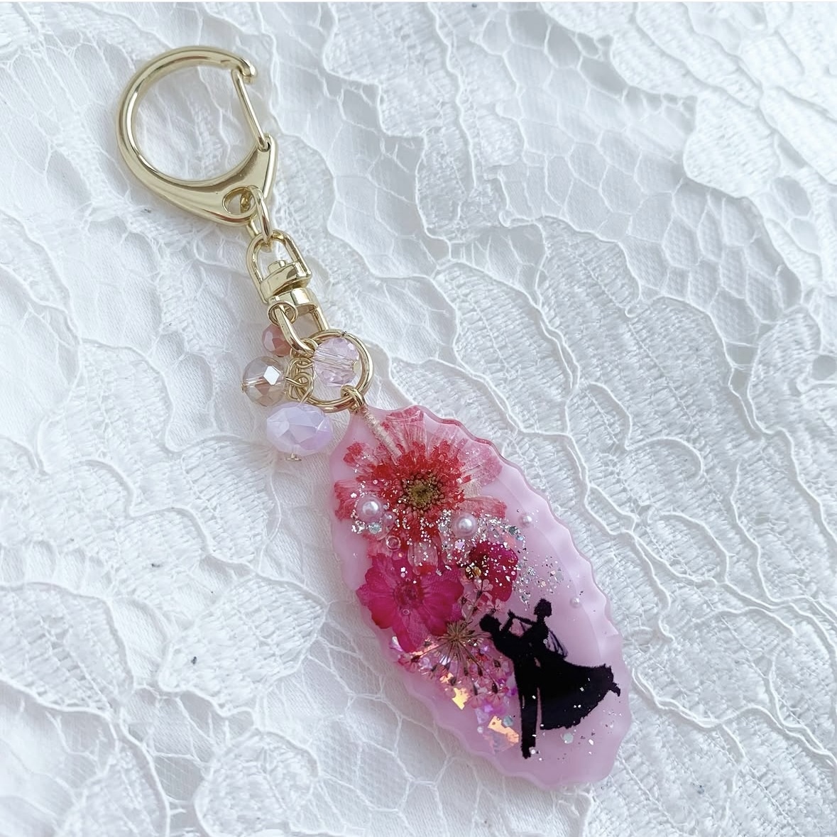 3912】クラリネット 吹奏楽キーホルダー 青紫のお花入り クラパート
