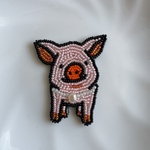 豚に真珠🐷　豚さん　ブローチ　オートクチュール刺繍
