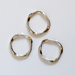258)１０個 / サークルパーツ / 17mm / ハンドメイドパーツ / アクセサリーパーツ / ピアスパーツ / イヤリングパーツ / インポートパーツ / コネクター / シルバーパーツ