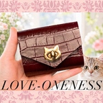 ❤【可愛さ×高級感♪】お洒落可愛い猫モチーフの総本革コンパクトミニ財布♪大人ボルドー 大人な赤 クロコダイル柄 上品 手のひらに収まる♪