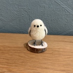 羊毛フェルトのシマエナガオブジェ