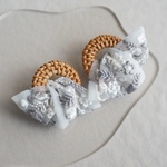 インド刺繍リボン（グレー）×ラタン　ピアス/イヤリング
