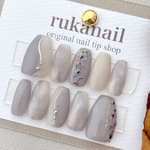 くすみブルー×押し花　ネイルチップ　春　卒業式　入学式　ニュアンス　フラワーネイル　ネモフィラ