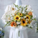 ◆可愛い ひまわりのクラッチブーケ◆サンフラワー 花束アレンジ*結婚式 フォトウエディングブーケ サマーインテリア イエロー*アートフラワー 造花