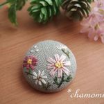コスモスの刺繍ブローチ・ｂ