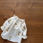 《犬服》　ひまわり刺繍のナチュラルチュニック