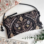 インド刺繍生地✨横長スマホポシェット②スマホショルダー  お散歩ショルダー  サコッシュ 横型ポシェット