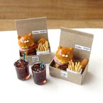 karhu's burger box