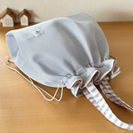 ＊お洗濯が楽♡メッシュ生地×撥水加工ナイロンオックス    一枚仕立て 巾着トートバッグ＊ 肩がけも出来る 大きめエコバッグ スパバッグ プールバッグ  ライトグレー