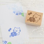 あじさいを見る猫のはんこ