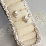 小粒でもキラリ✳️ピアス