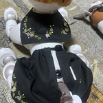 セーラーカラーのスタイとパンツ（薔薇の刺繍）