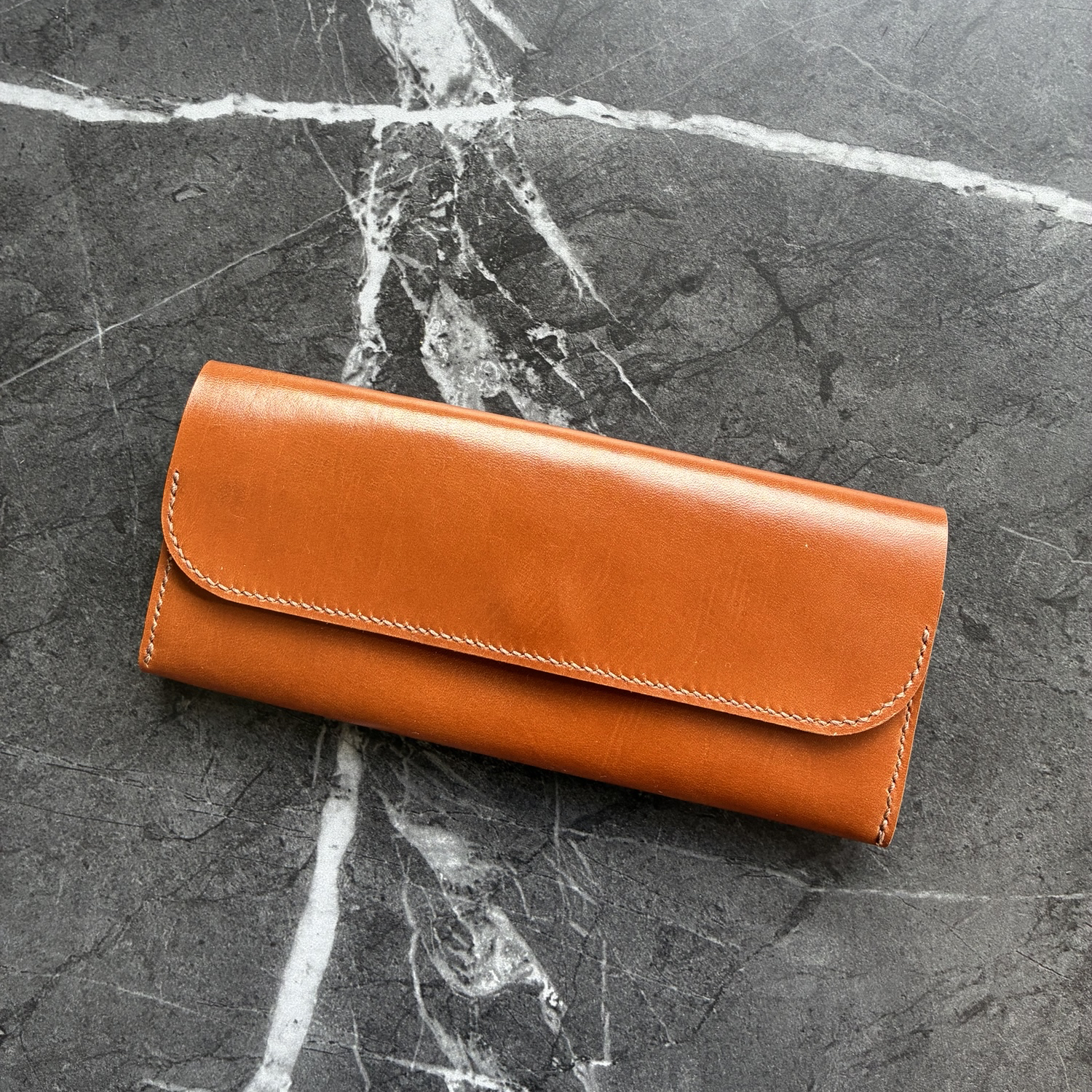 ∇レザーポーチ型長財布　LONG WALLET ∇ 5,460円