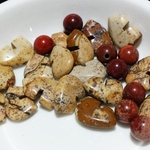 お値下げしました。天然石ビーズ　ジャスパーセット　変型とラウンド