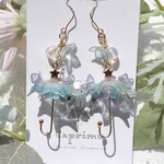 星空ソーダ　紫陽花咲く雨傘のピアス/イヤリング