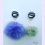 モノトーンペイズリー×ファーでふわふわ秋色ピアス