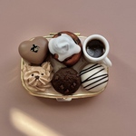 SALE⭐️わんちゃんメレンゲとシナモンロールとコーヒーのピルケースA