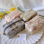 【20㌢】魅せたいインド刺繍のBOXポーチ　コスメポーチ　プレゼント　ギフト　誕生日　母の日　社会人　新生活　還暦　20㌢ファスナー