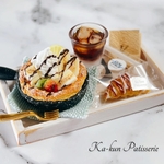 丸ごとバナナのダッチベイビー　（チョコソース）🍌ロールケーキのサービス付き！