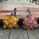 革花のブーケスリーピン 2個セット  カラシとサーモンピンク