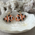 《animaux・ビーズ刺繍》カクレクマノミピアス/イヤリング《受注生産》
