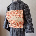 すぐに結べる「さくら造り帯」生成×朱の破れ麻の葉柄のお太鼓