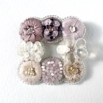 刺繍マシカクリースブローチ（雨霞）