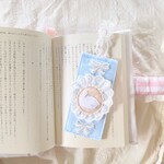 ふんわり優しい読書アイテム“ スワンのキラキラ栞 ”