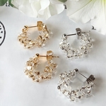 再販☆ワンランク上の輝き✽小粒チェコガラスのフープピアス/イヤリング　ゴールド　シルバー　華奢　ガラス　涼しげ　夏　透明感　お出かけ　普段使い　チェコガラス　ビーズ　ファルファーレ　シンプル