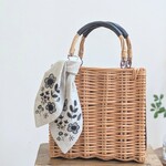 手刺繍　刺繍　ミニスカーフ　カバン用　リネン　夏　花