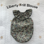 犬服　Libertyフリルブラウス