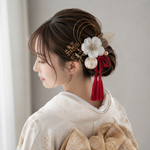 ayumii-3103様専用　桜を控えめ上品に...　小ぶり　小さめ　シンプル　ゴールド　髪飾り　ショートカット　ボブカット　ショートヘア　ボブヘア　お呼ばれ　シニヨン　タイトシニヨン