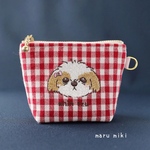 シーズーのミシン刺繍ミニポーチ ＆ お揃い缶バッジ