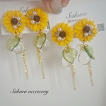ひまわり　リーフ　ピアス　イヤリング　ゴールド