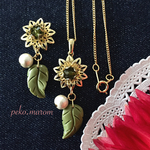 秋色カーキで♡フラワーネックレス