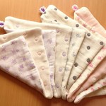 フラワー☆８重ガーゼハンカチ(19×19cm)５枚組♪ a124