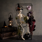 ゴシックハロウィン フレームに閉じ込めた骸骨と黒薔薇のアレンジメント